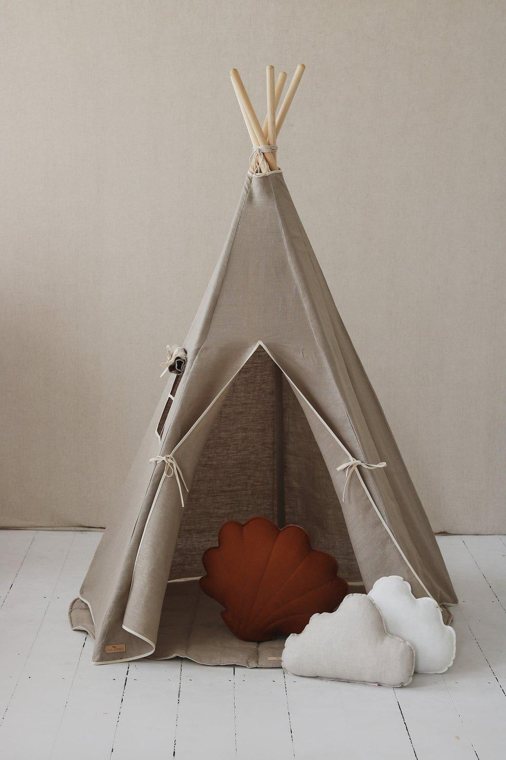 “Natural Linen” Teepee Tent and White and Grey Leaf Mat Set